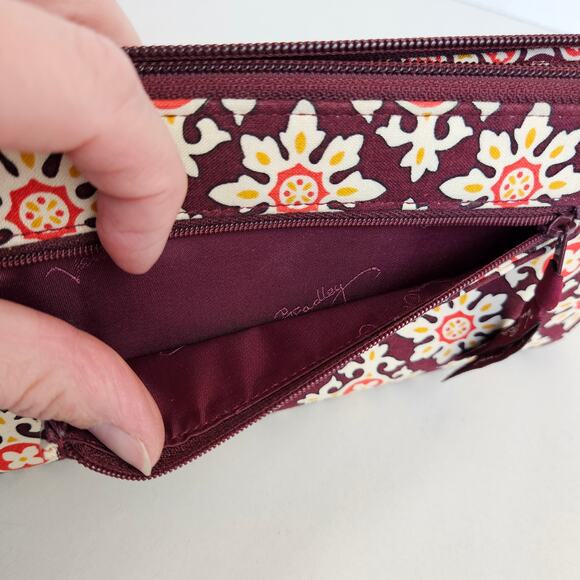 Vera Bradley Women's Medallion Long Zippered Travel Organizer Wallet - Picture 5 of 12